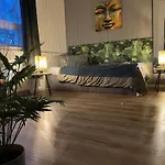 1 Mit Gemeinschaftsraeumen, Tiefgarage Apartman