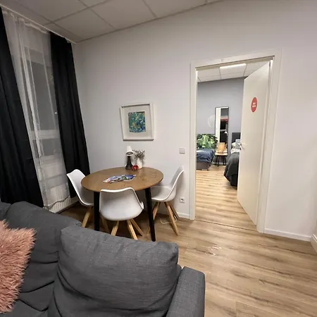 1 Mit Gemeinschaftsraeumen, Tiefgarage Lejlighed Leipzig