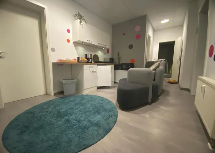 1 Mit Gemeinschaftsraeumen, Tiefgarage Appartamento