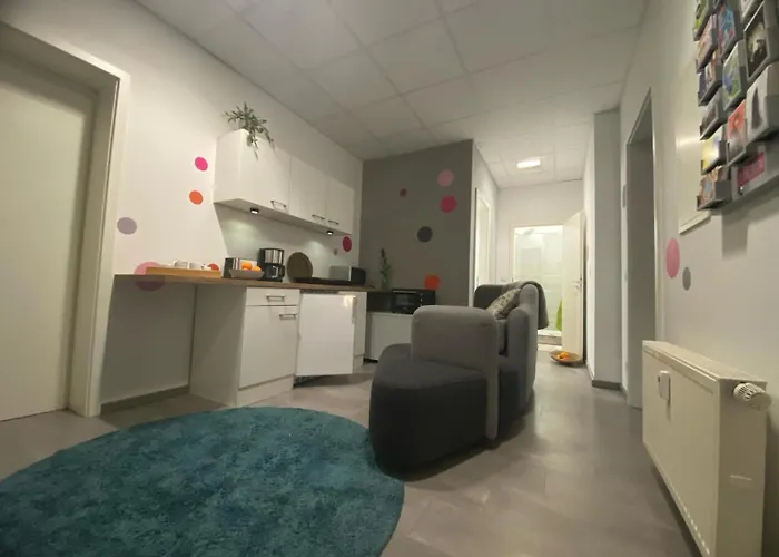 1 Mit Gemeinschaftsraeumen, Tiefgarage Lipsia