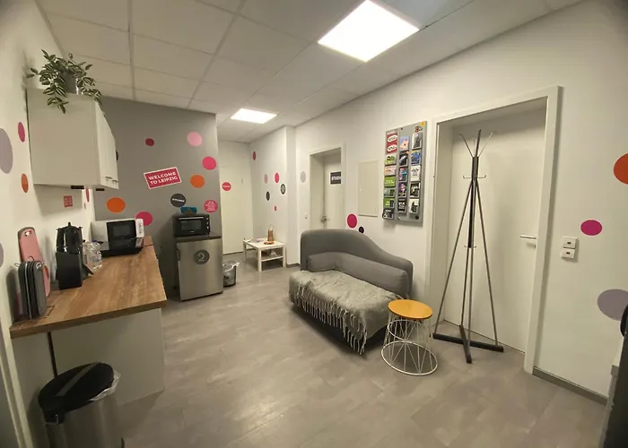 1 Mit Gemeinschaftsraeumen, Tiefgarage Appartamento