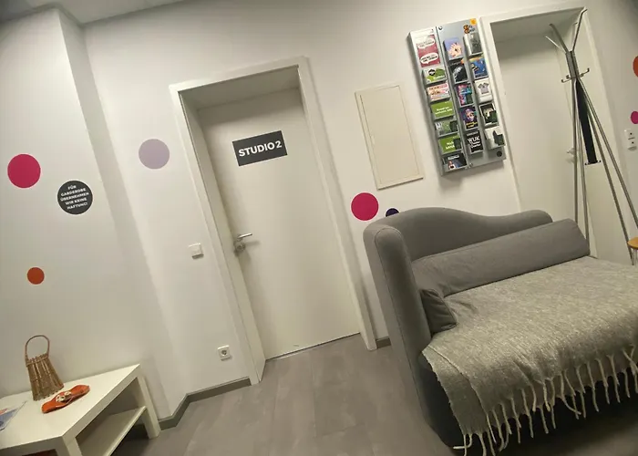 1 Mit Gemeinschaftsraeumen, Tiefgarage * Lipsia