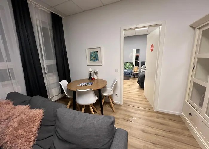 1 Mit Gemeinschaftsraeumen, Tiefgarage Διαμέρισμα Λειψία