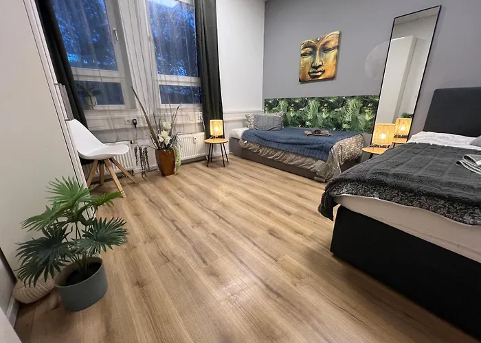 Διαμέρισμα 1 Mit Gemeinschaftsraeumen, Tiefgarage